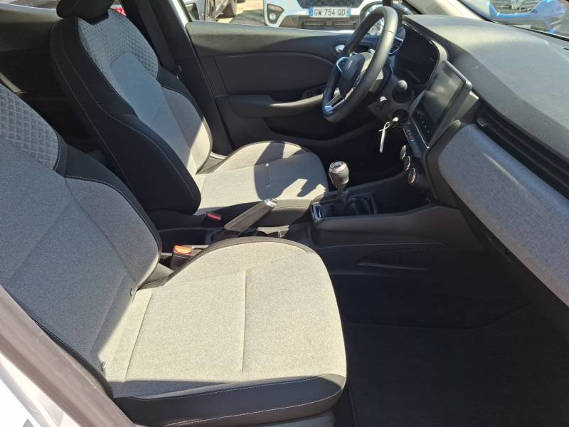 Renault Clio - Photo 22