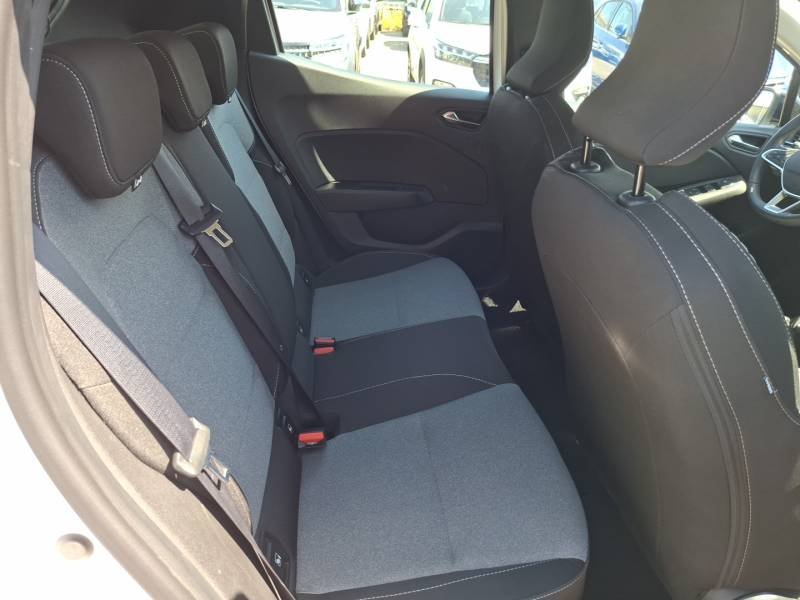 Renault Clio - Photo 21
