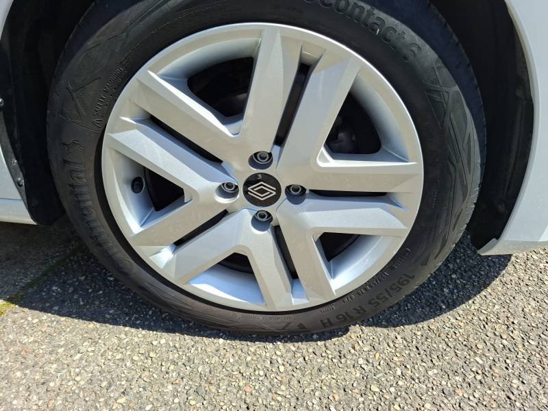 Renault Clio - Photo 23