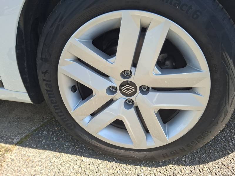 Renault Clio - Photo 23