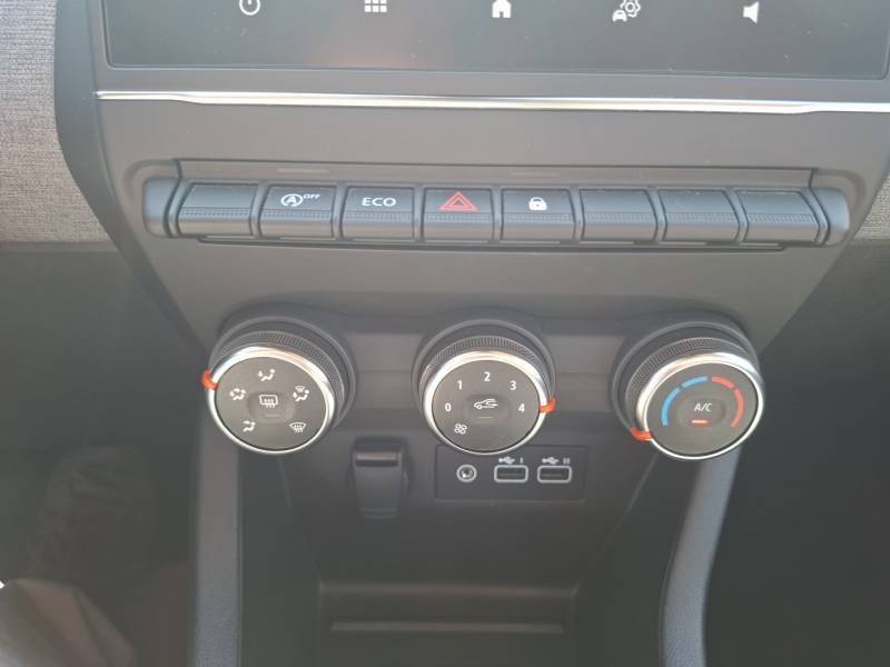 Renault Clio - Photo 25
