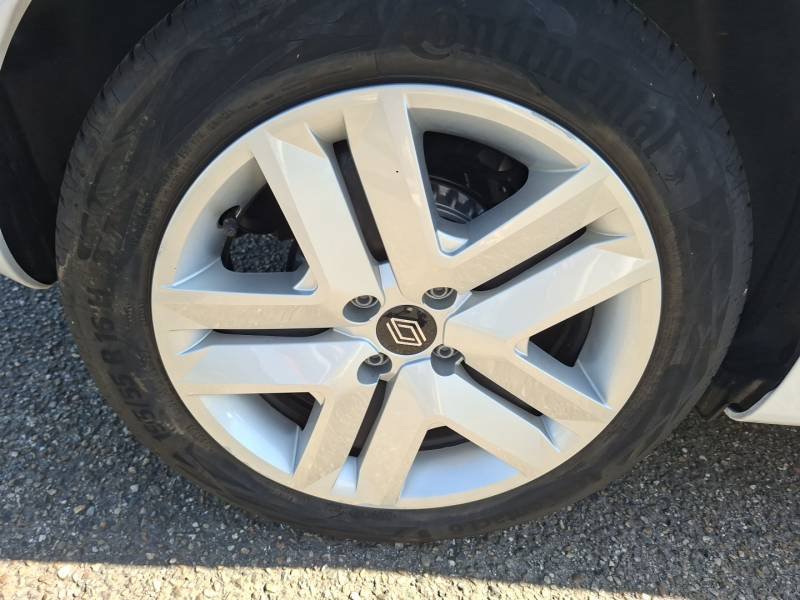Renault Clio - Photo 19