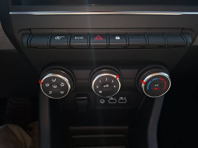 Renault Clio - Photo 25