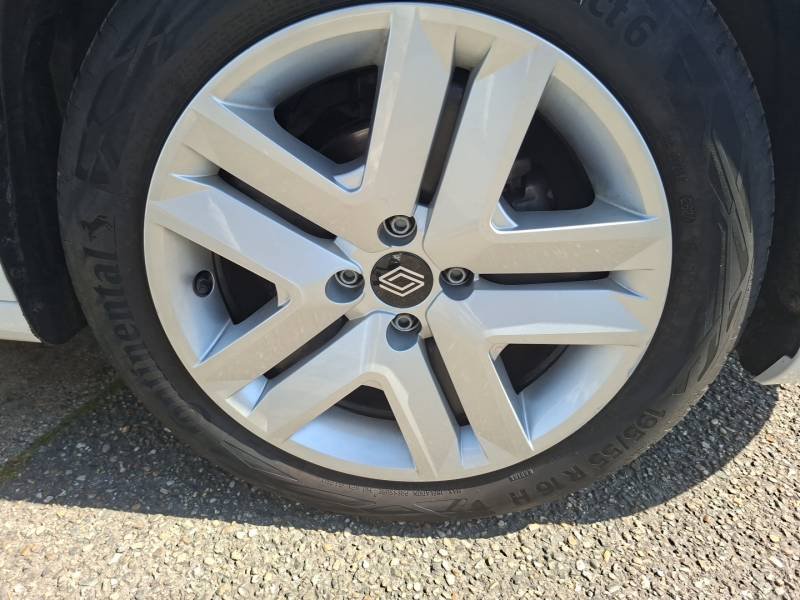 Renault Clio - Photo 23