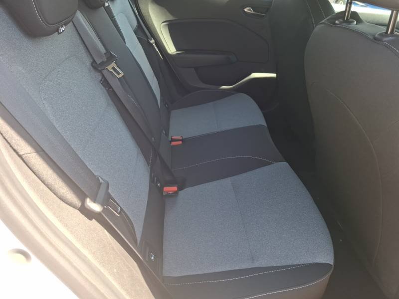 Renault Clio - Photo 21