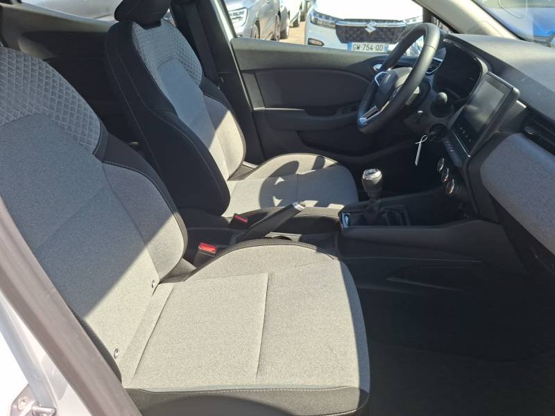 Renault Clio - Photo 22