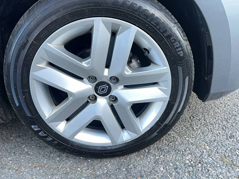 Renault Clio - Photo 18