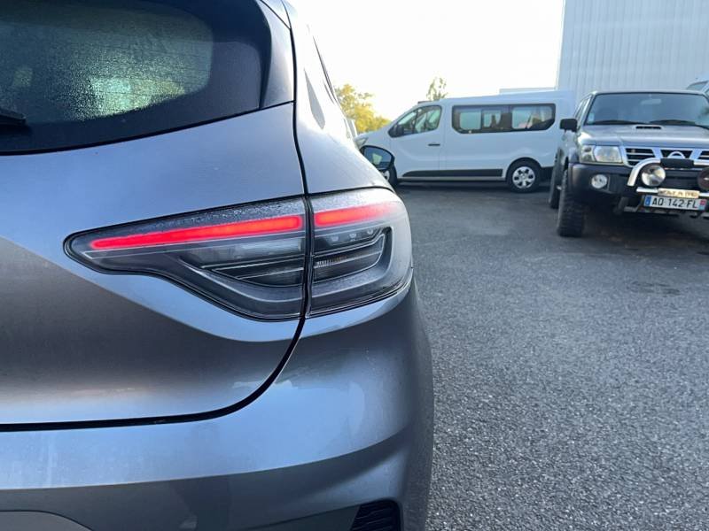 Renault Clio - Photo 22