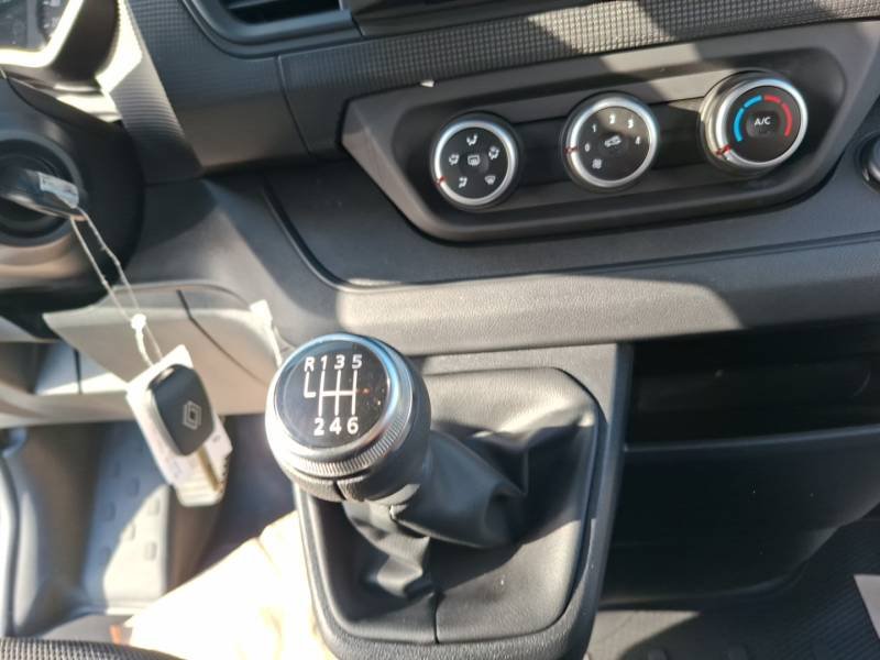 Renault Trafic - Photo 22