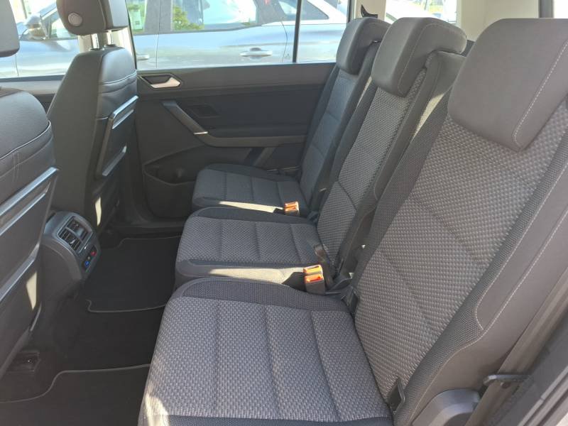 Volkswagen Touran - Photo 12