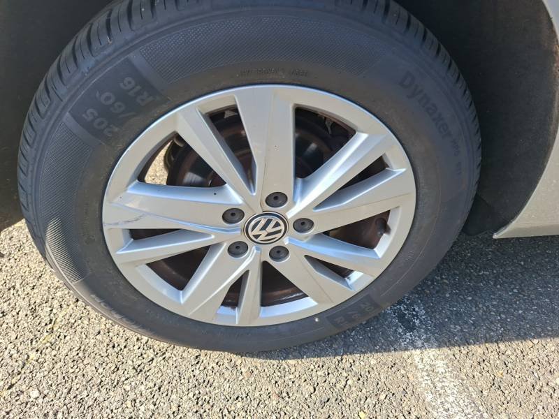 Volkswagen Touran - Photo 13