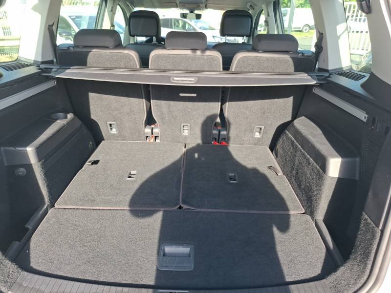 Volkswagen Touran - Photo 18