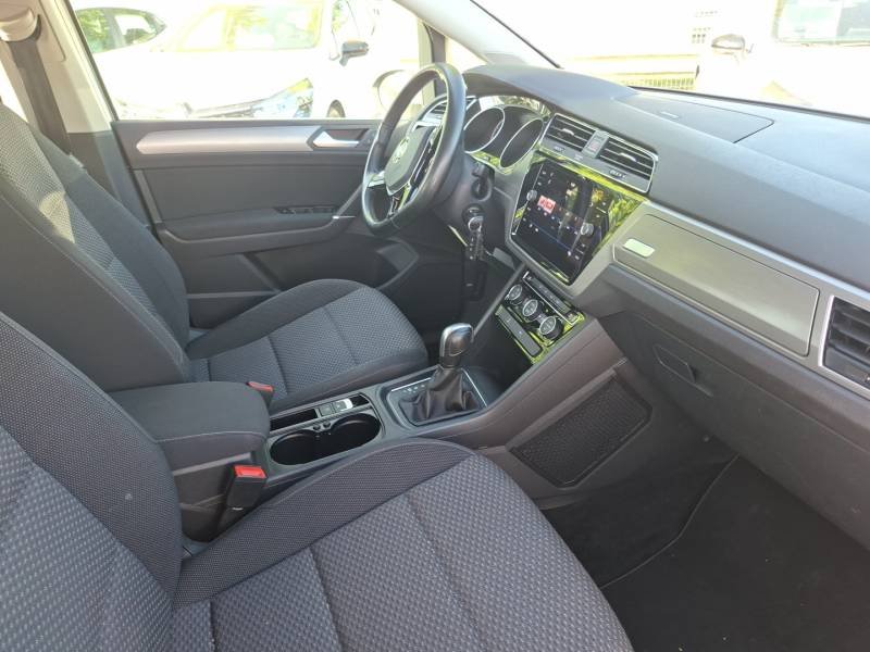 Volkswagen Touran - Photo 21