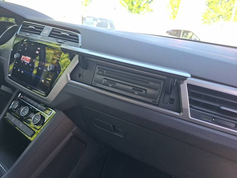 Volkswagen Touran - Photo 22