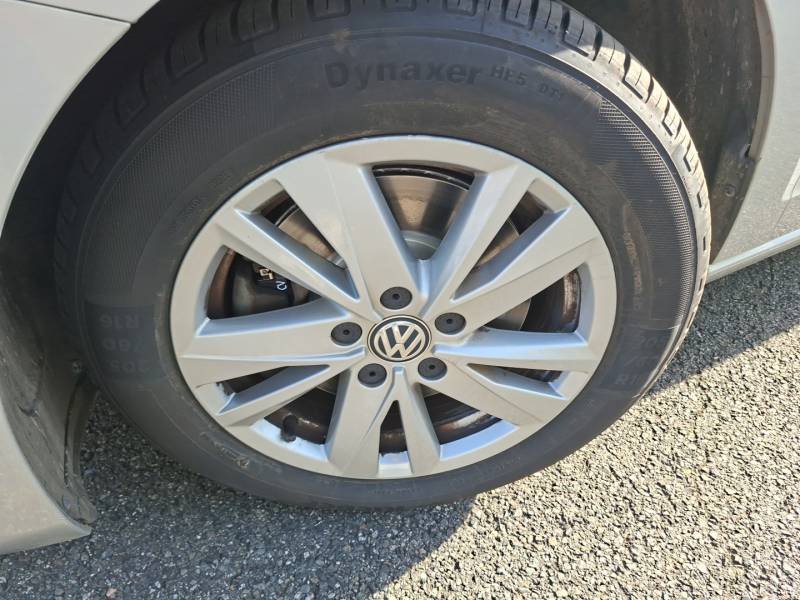 Volkswagen Touran - Photo 9