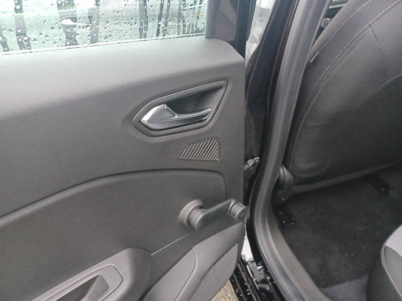 Renault Clio - Photo 32