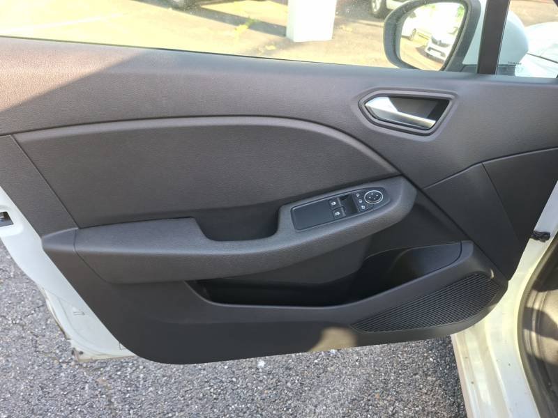 Renault Clio - Photo 14