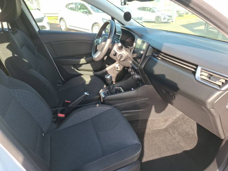 Renault Clio - Photo 24