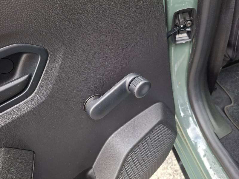 Dacia Sandero - Photo 24