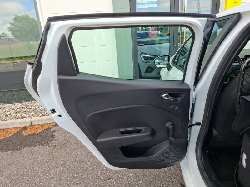 Renault Clio - Photo 15