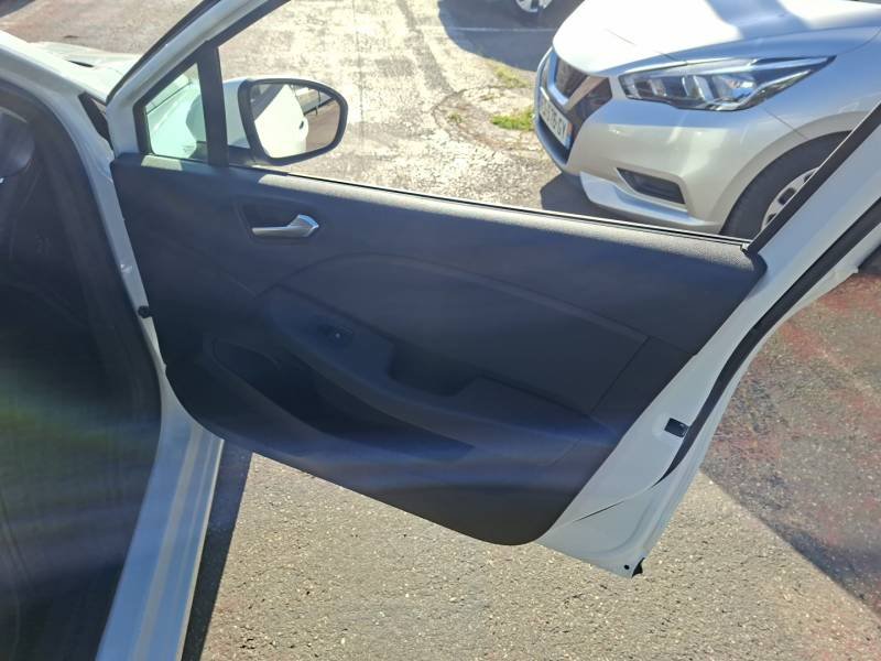 Renault Clio - Photo 19