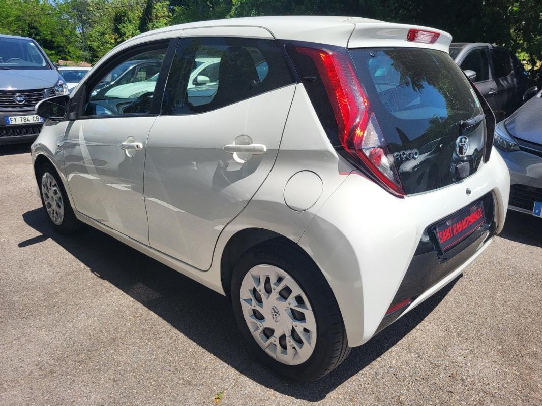 Toyota Aygo - Photo 5