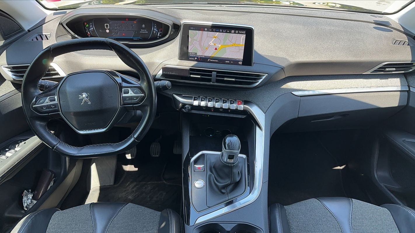Peugeot 3008 - Photo 11
