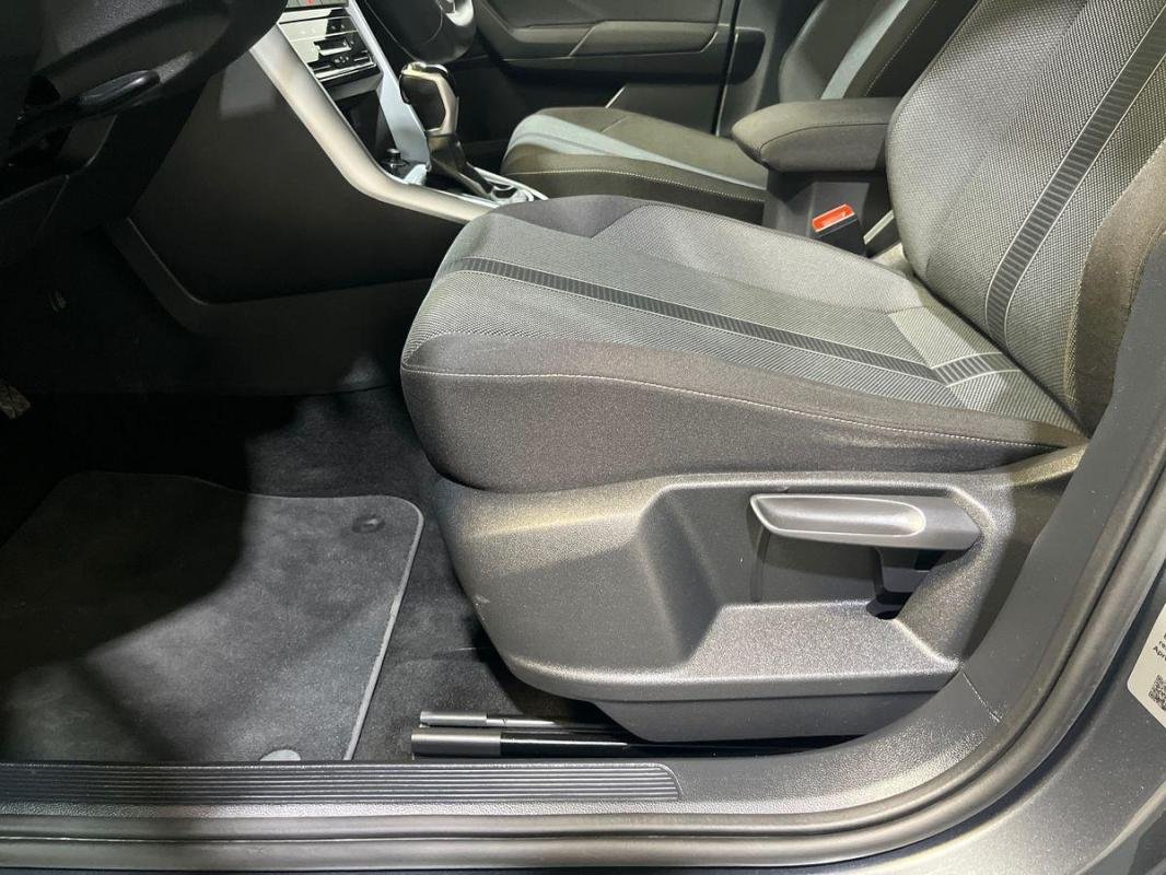 Volkswagen T-Roc - Photo 14