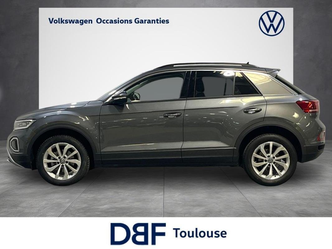 Volkswagen T-Roc - Photo 2