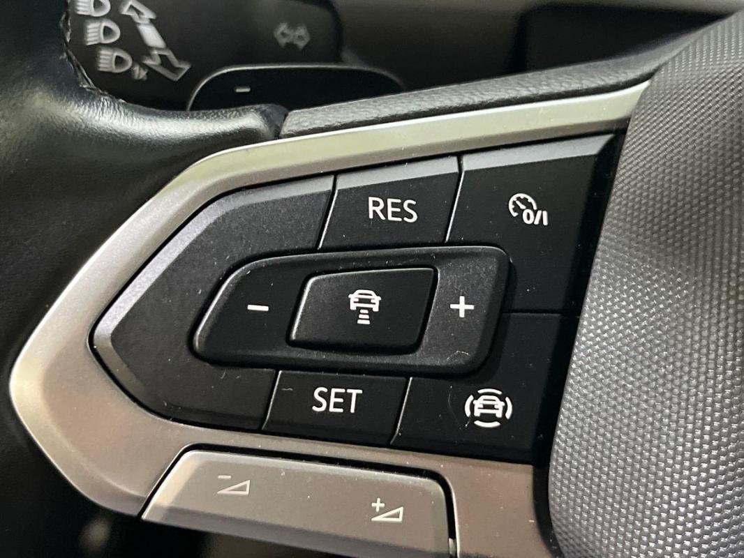 Volkswagen T-Roc - Photo 21