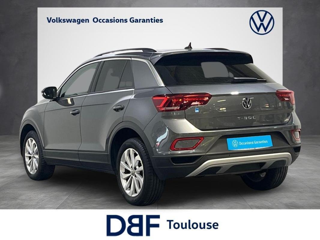 Volkswagen T-Roc - Photo 3