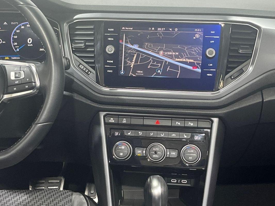 Volkswagen T-Roc - Photo 2