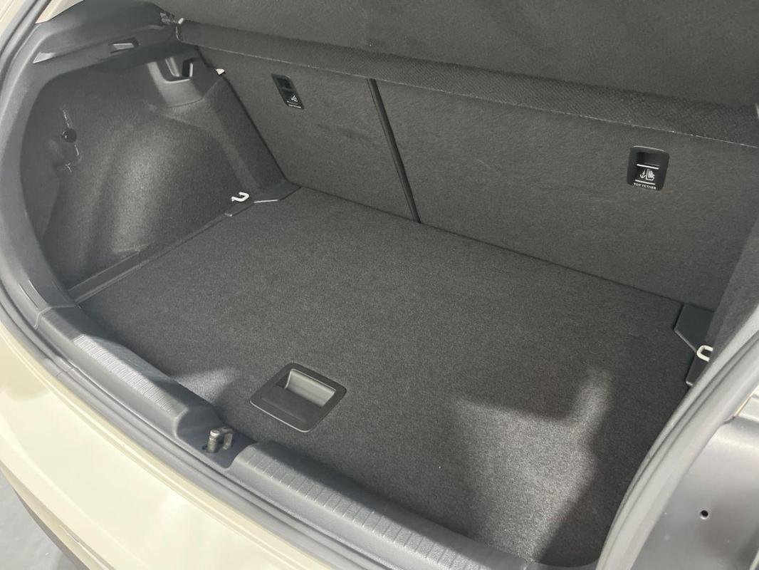 Volkswagen Polo - Photo 32