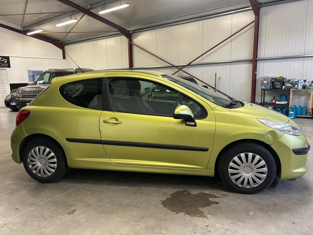 Peugeot 207 - Photo 6
