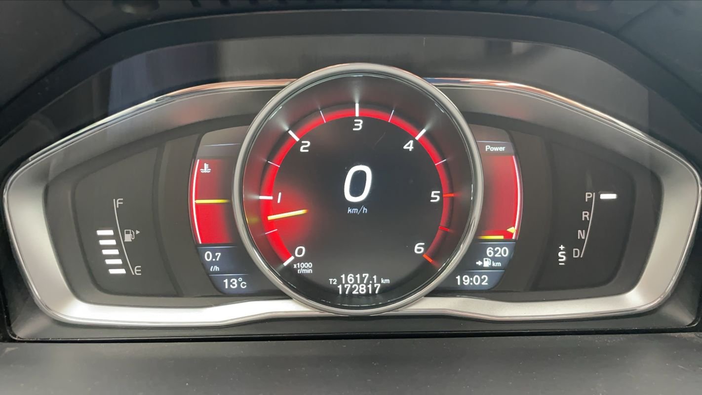 Volvo XC70 - Photo 12
