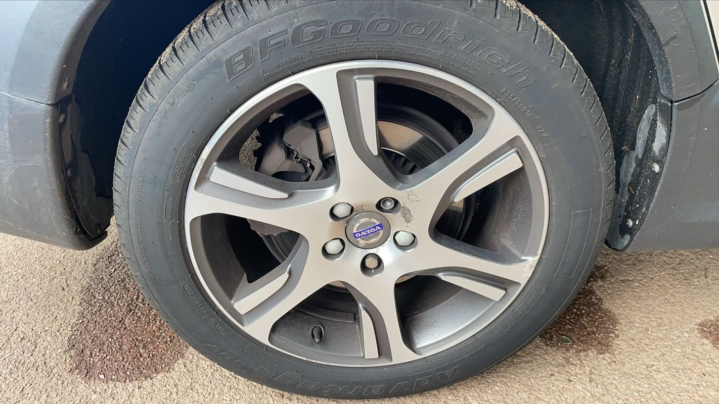 Volvo XC70 - Photo 16
