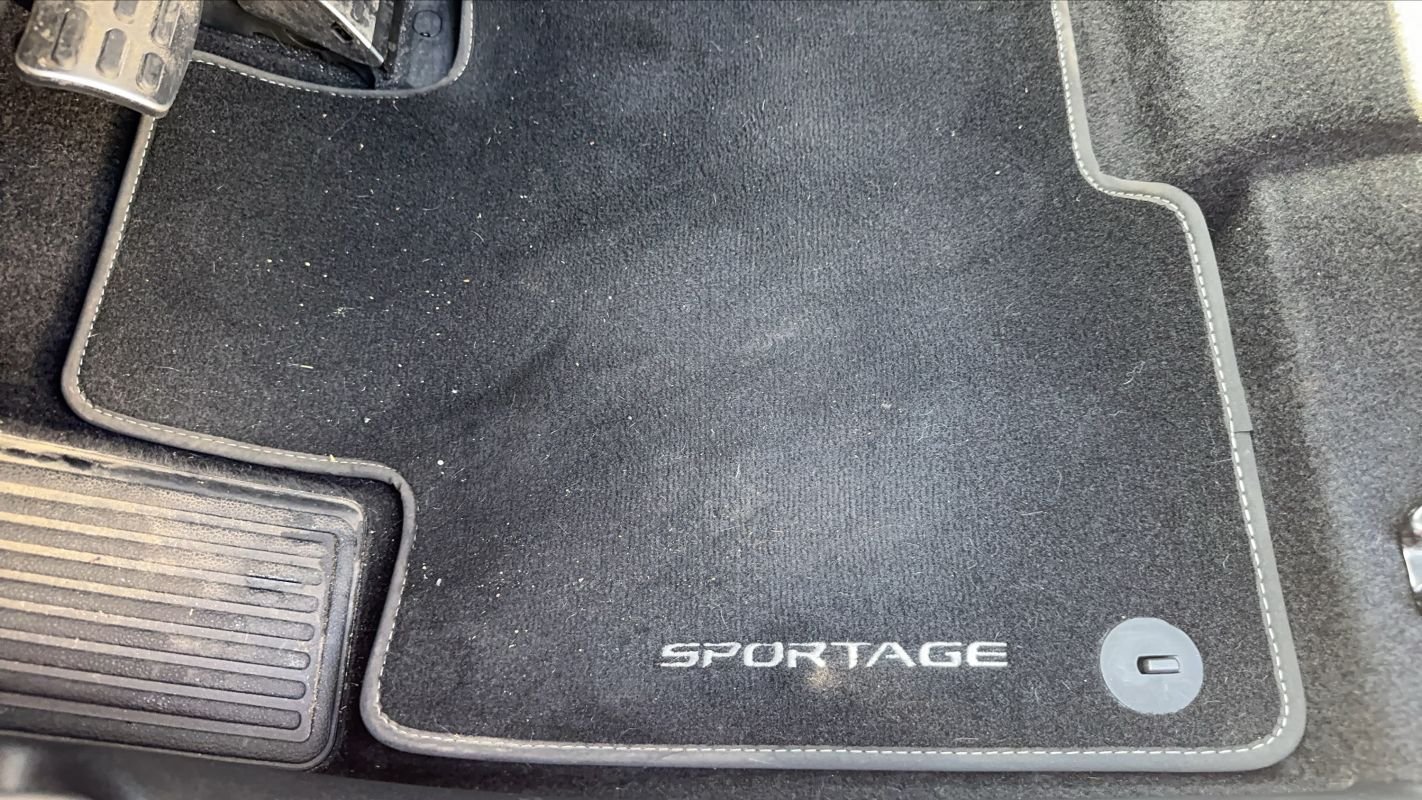 Kia Sportage - Photo 26