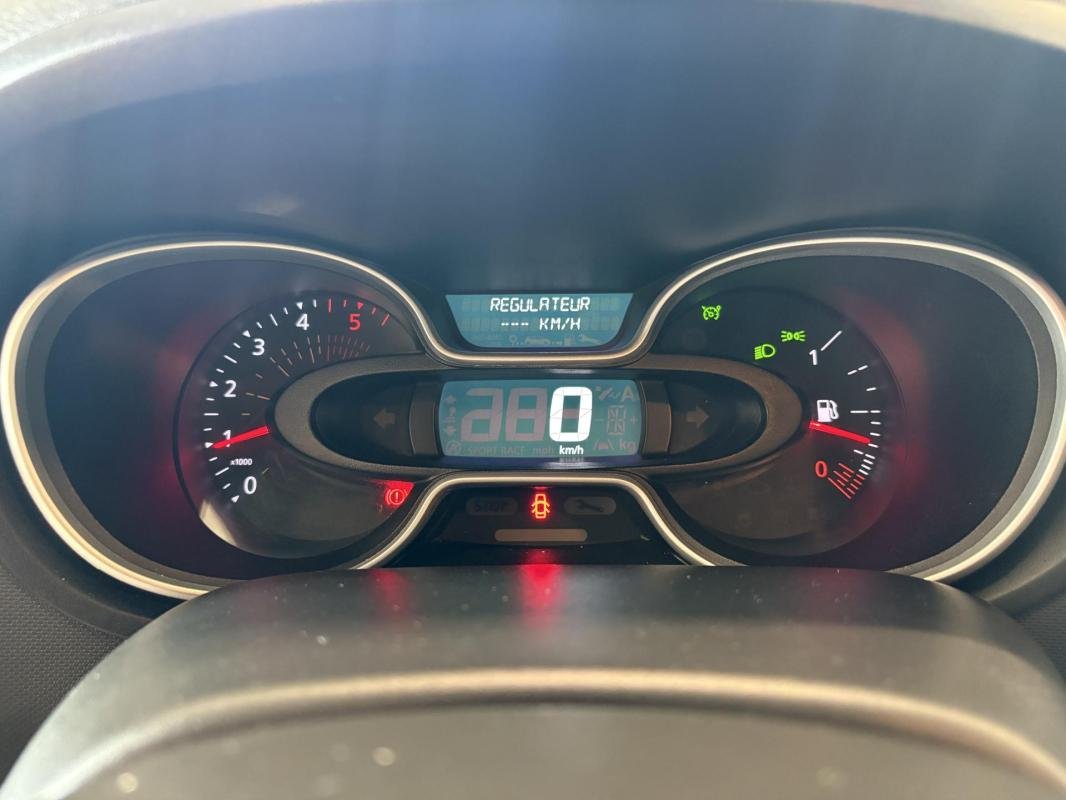 Renault Trafic - Photo 17