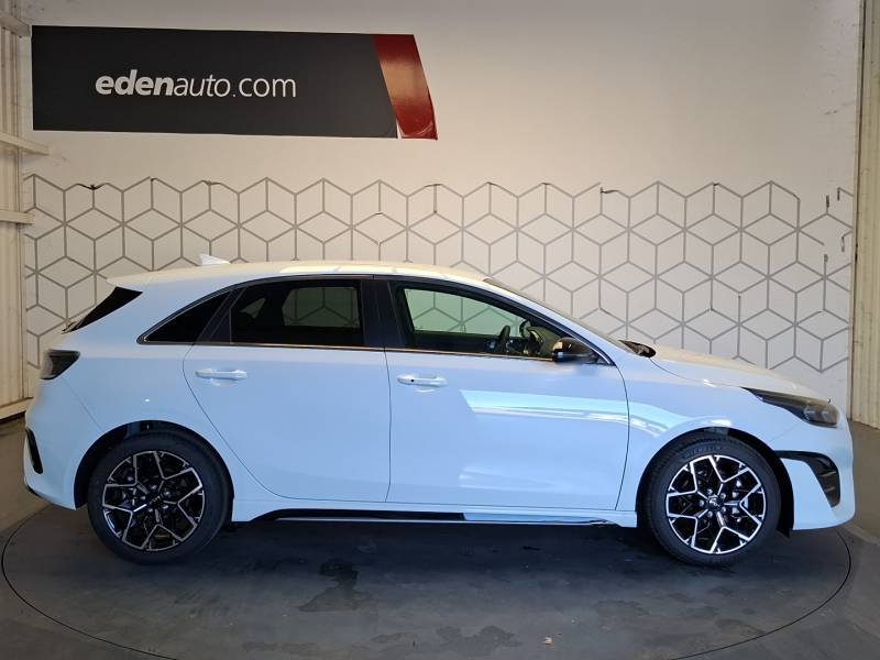 Kia CEED - Photo 12