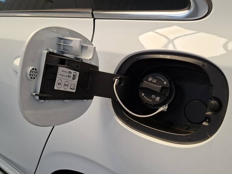 Kia CEED - Photo 16