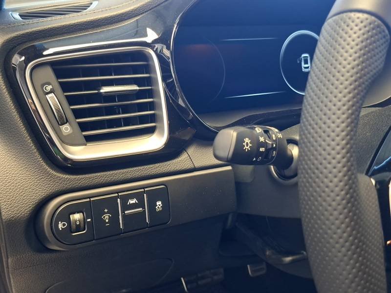 Kia CEED - Photo 22