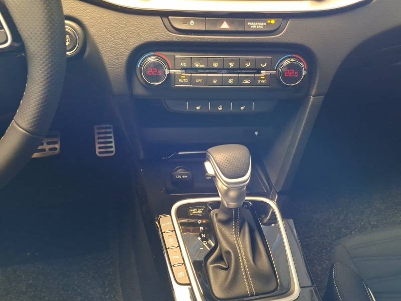 Kia CEED - Photo 27
