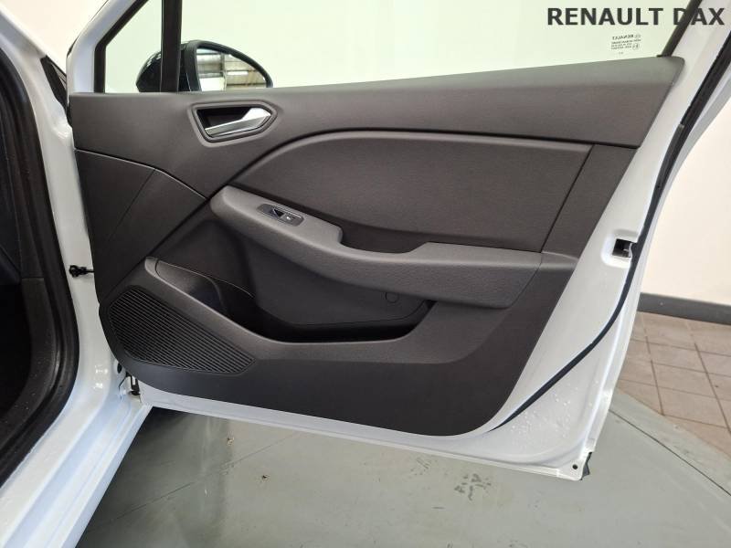 Renault Clio - Photo 22