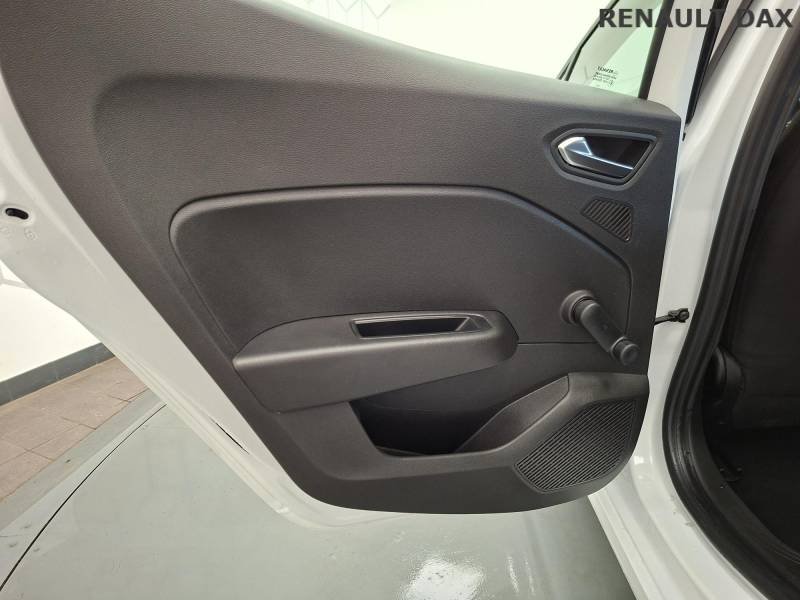 Renault Clio - Photo 24