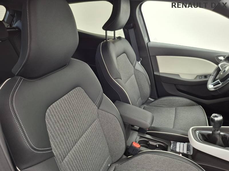 Renault Clio - Photo 16