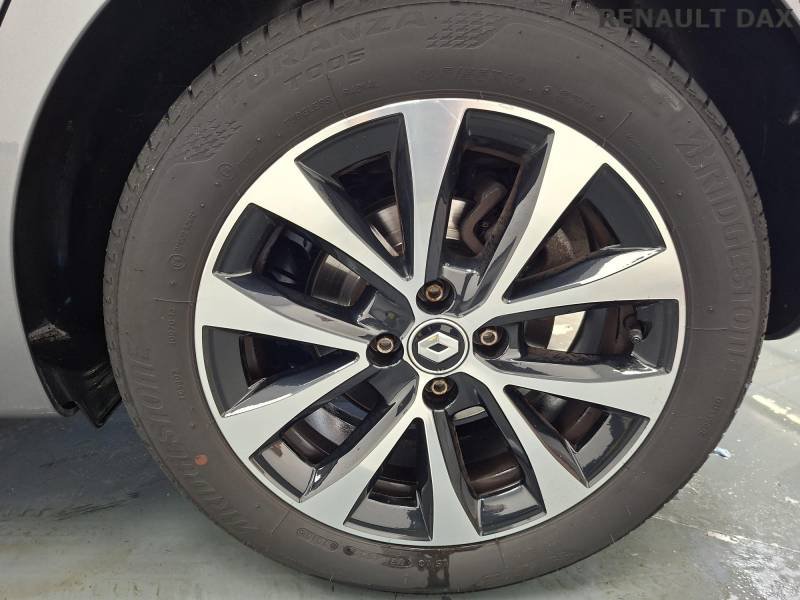 Renault Clio - Photo 24