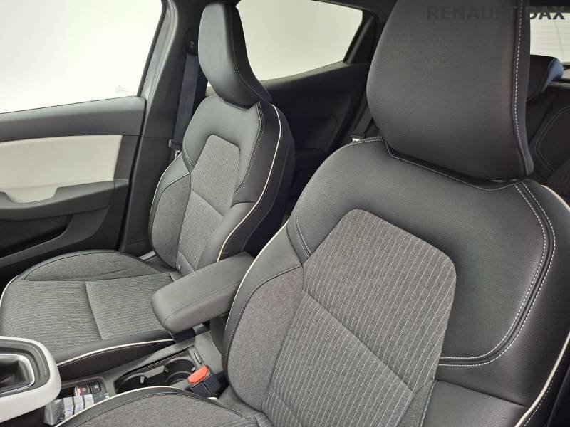 Renault Clio - Photo 31