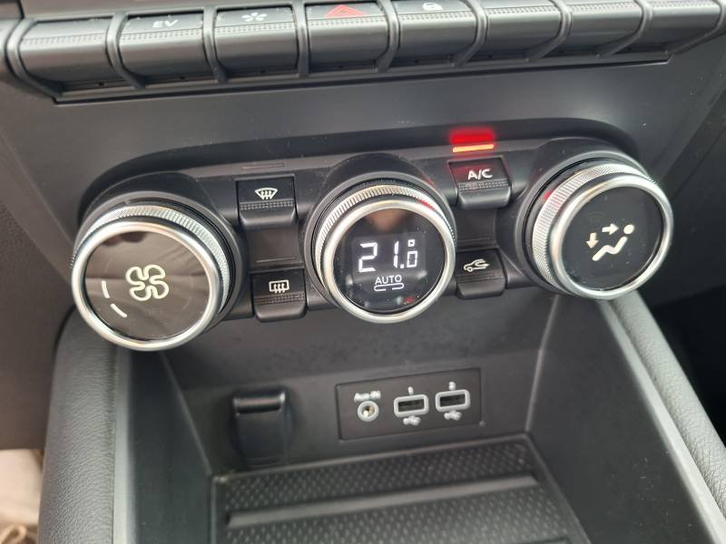 Renault Captur - Photo 15