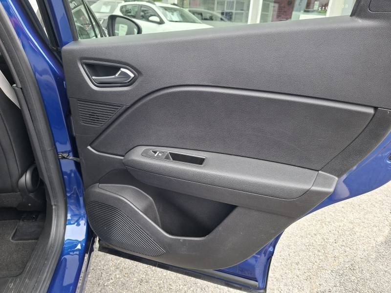 Renault Captur - Photo 22