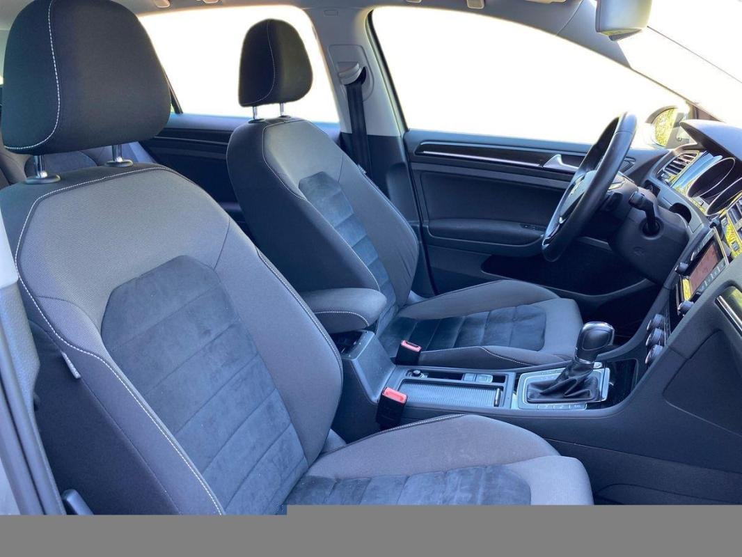 Volkswagen Golf - Photo 8